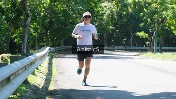 Runner Photo 1740415