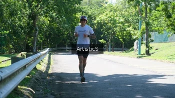 Runner Photo 1740426