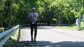 Runner Photo 1740459