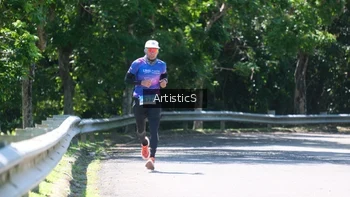 Runner Photo 1740465