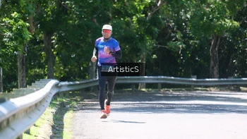 Runner Photo 1740466