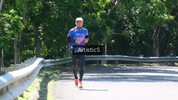 Runner Photo 1740467