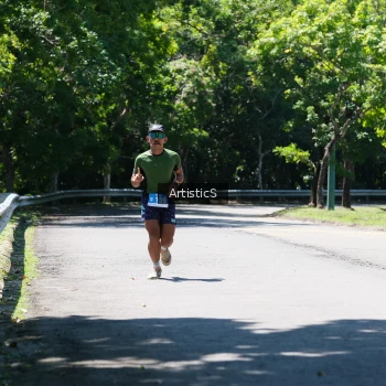 Runner Photo 1740477