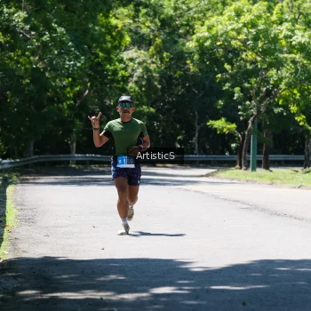 Runner Photo 1740479