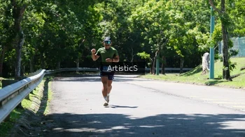 Runner Photo 1740481