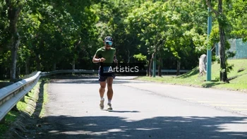 Runner Photo 1740482