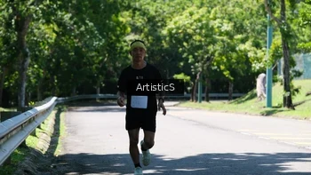 Runner Photo 1740487
