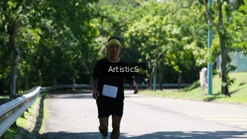 Runner Photo 1740488