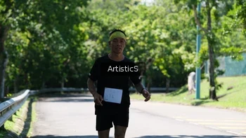 Runner Photo 1740490