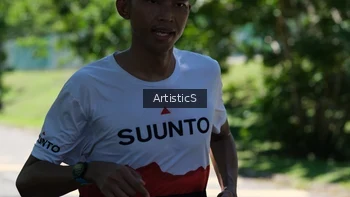 Runner Photo 1740498