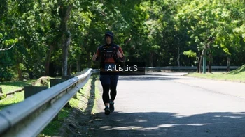 Runner Photo 1740503