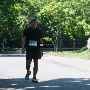 Runner Photo 1740513