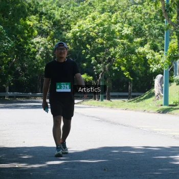 Runner Photo 1740514