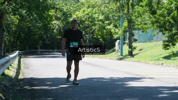 Runner Photo 1740516