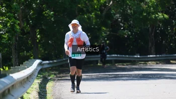 Runner Photo 1740522