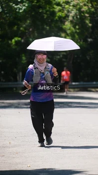 Runner Photo 1740817