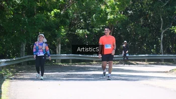 Runner Photo 1740820