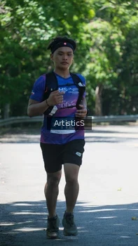 Runner Photo 1741476