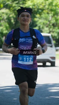 Runner Photo 1741480