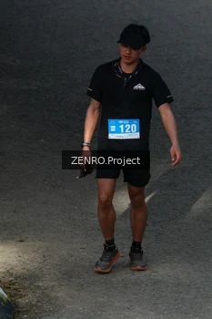 Runner Photo 1741653