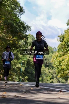 Runner Photo 1741674