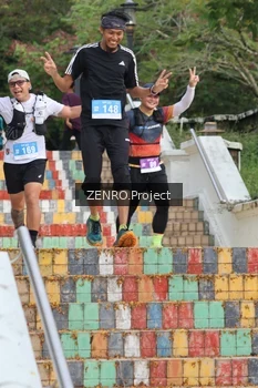Runner Photo 1741746