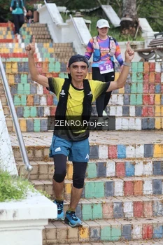 Runner Photo 1741764