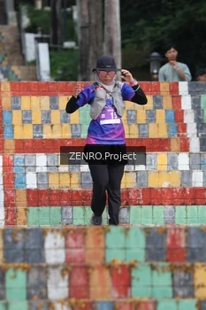 Runner Photo 1741778