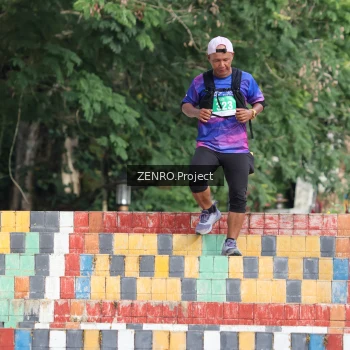 Runner Photo 1741807