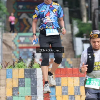 Runner Photo 1741903