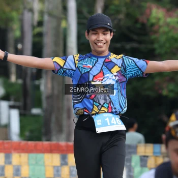 Runner Photo 1741916