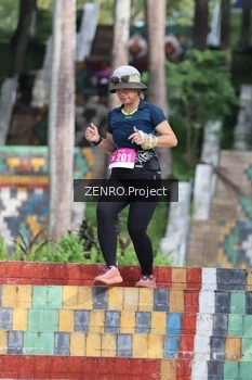 Runner Photo 1742053