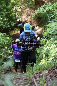 Runner Photo 1742469