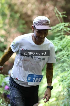 Runner Photo 1742490