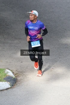 Runner Photo 1742817