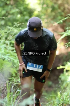Runner Photo 1743020