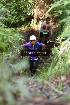 Runner Photo 1743043