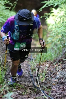 Runner Photo 1743685