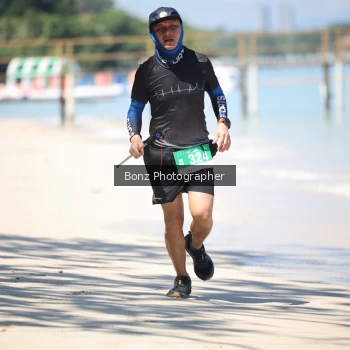 Runner Photo 1743941