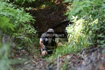 Runner Photo 1743943