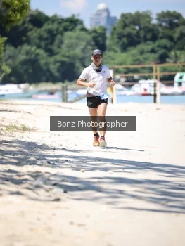 Runner Photo 1743979