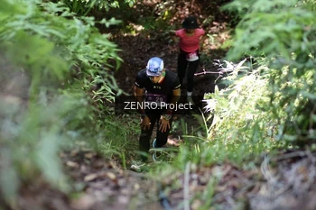 Runner Photo 1743992