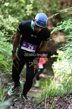 Runner Photo 1744019