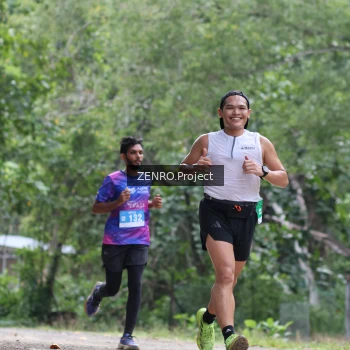 Runner Photo 1744177