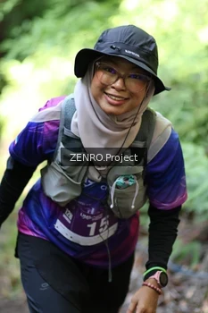 Runner Photo 1744224