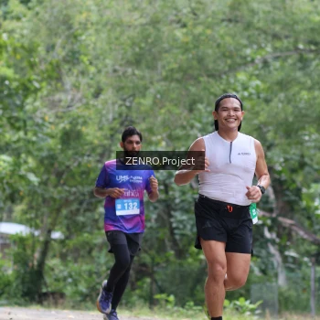 Runner Photo 1744478
