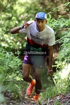 Runner Photo 1744608