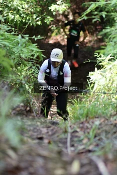 Runner Photo 1744756