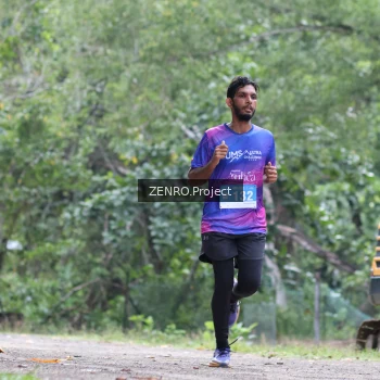 Runner Photo 1744781