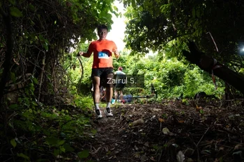 Runner Photo 1745112